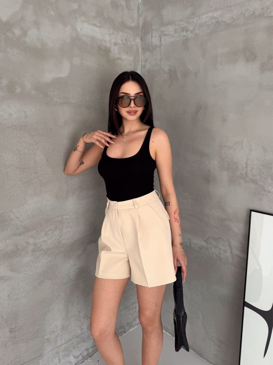 Kadın Double Kumaş Yüksek Bel Pile Detaylı Klasik Şort Bej