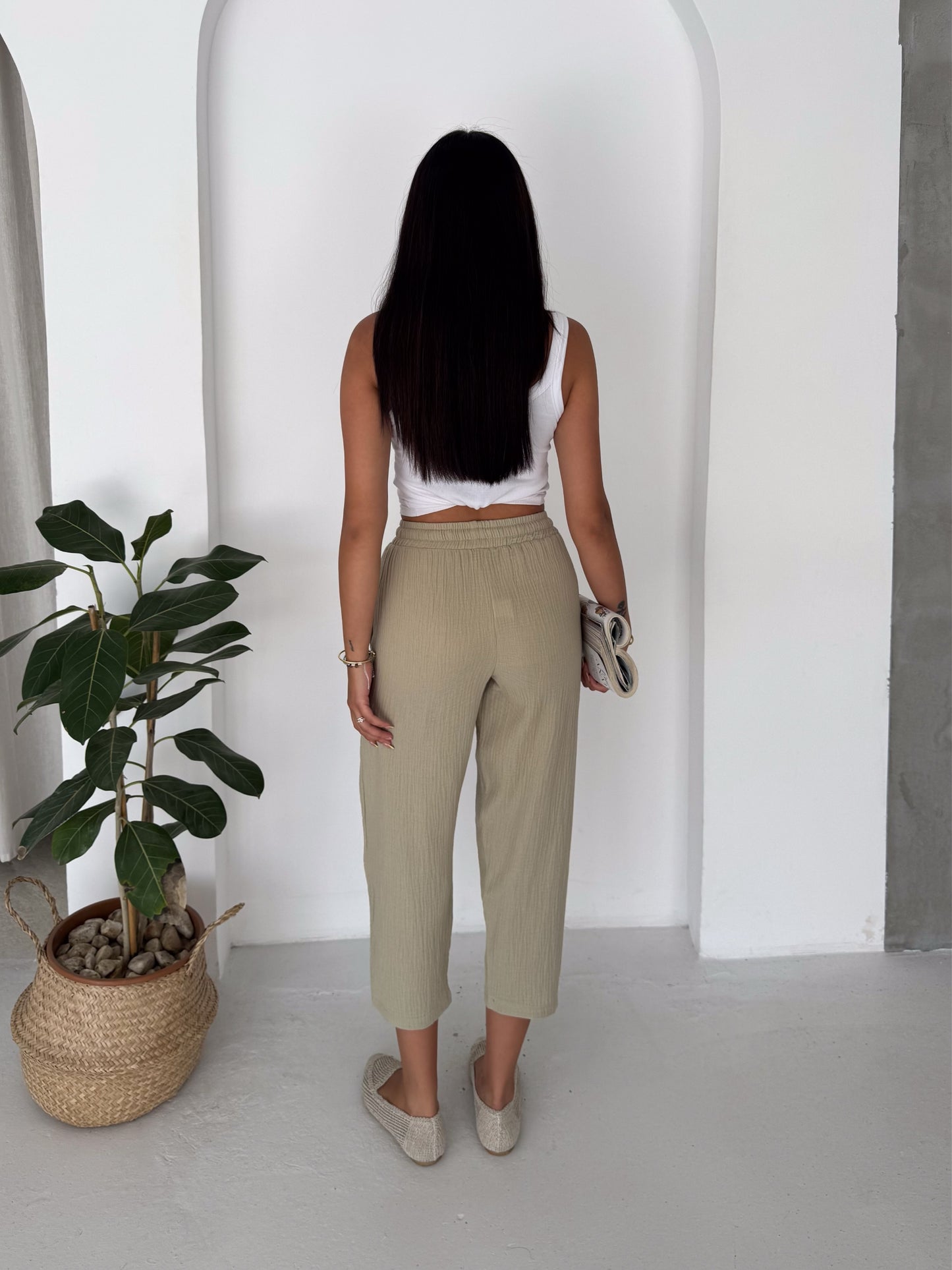 Kadın Müslin Kumaş Beli Lastiki Bağcıklı Kapri Pantolon Mint Yeşili